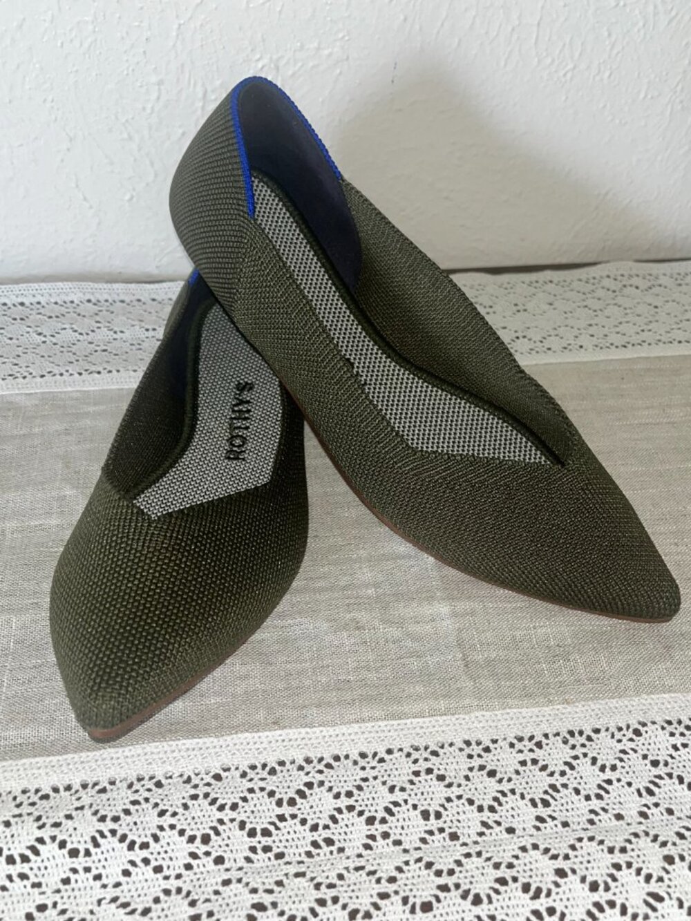 Women's Rothy's The Point Ballet Flat in Retired Olive Green Size 5